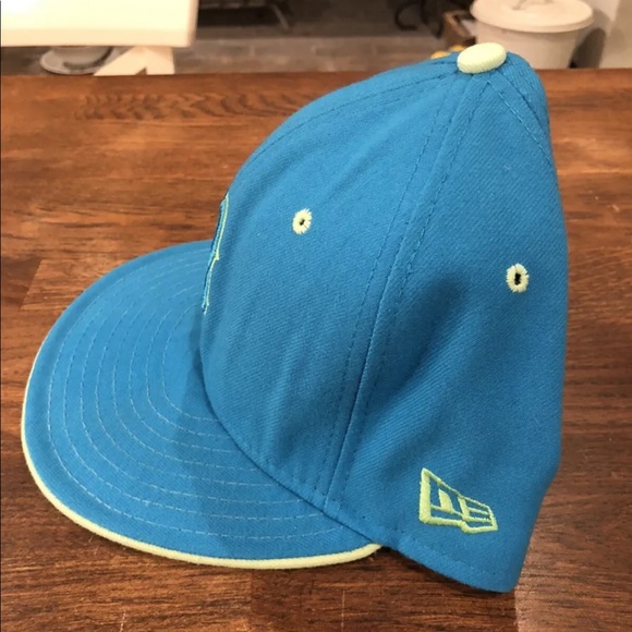 Boston Red Sox Blue and Yellow Fitted Hat - Picture 2 of 4